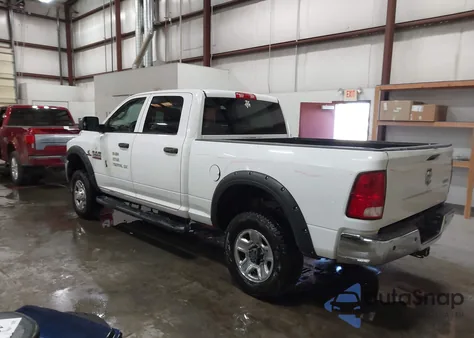 2015 Ram 2500 Tradesman z USA, uszkodzony, nr VIN 3C6UR5CL1FG528653